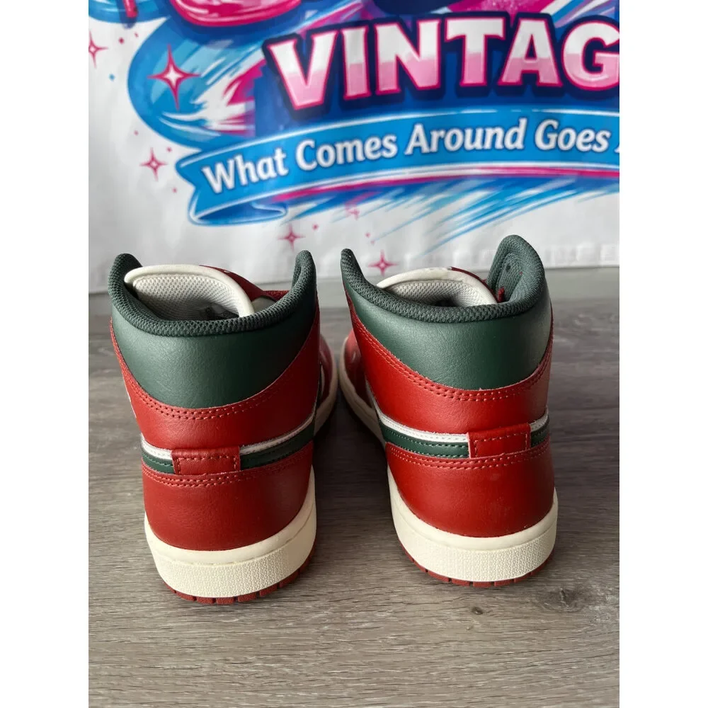 Nike Air Jordan 1 Mid (Size M7.5)